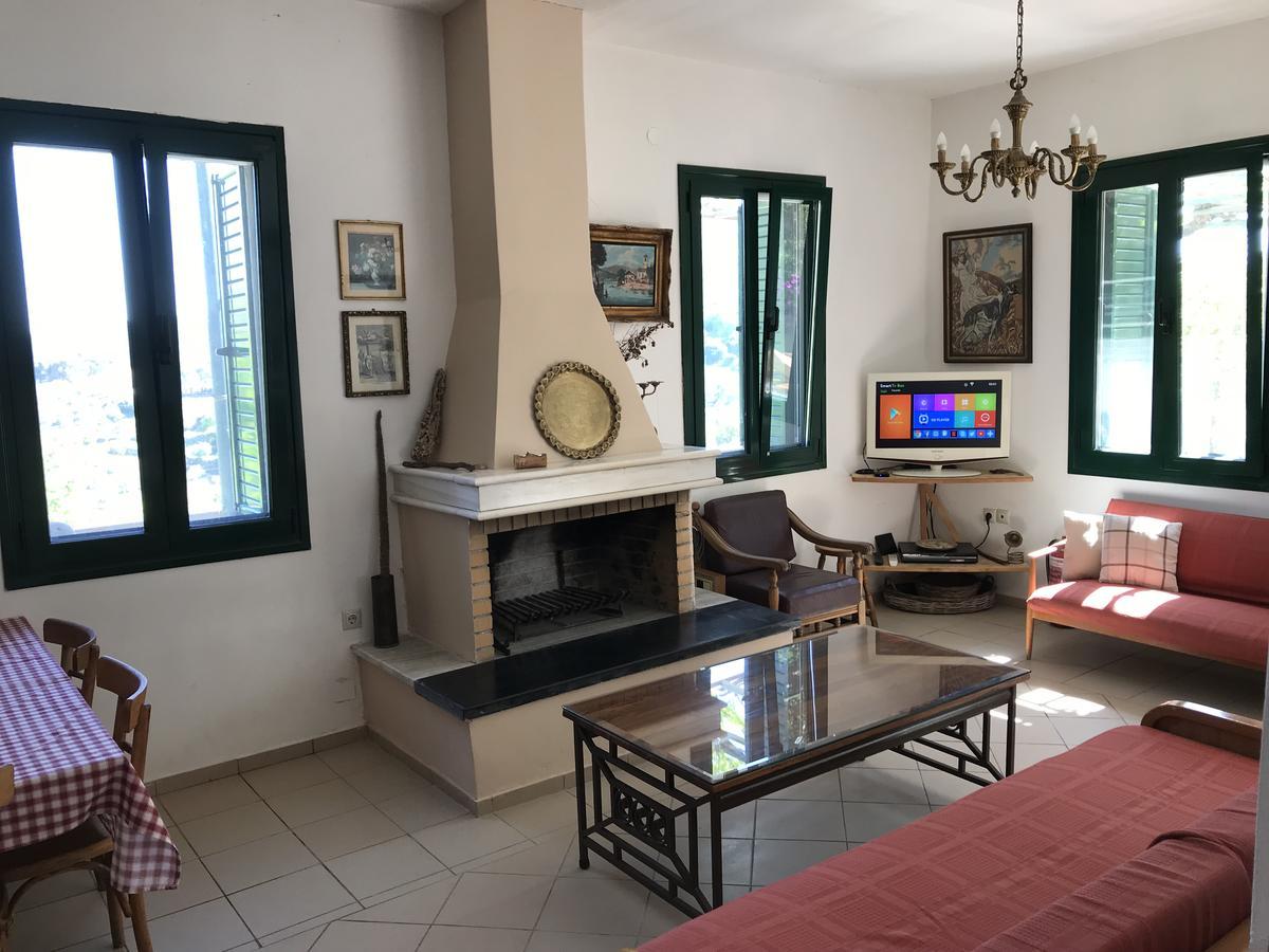 Temenia House Villa Exterior photo